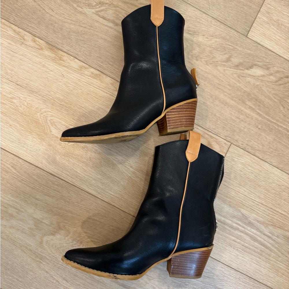 Black and Tan Western Boots
